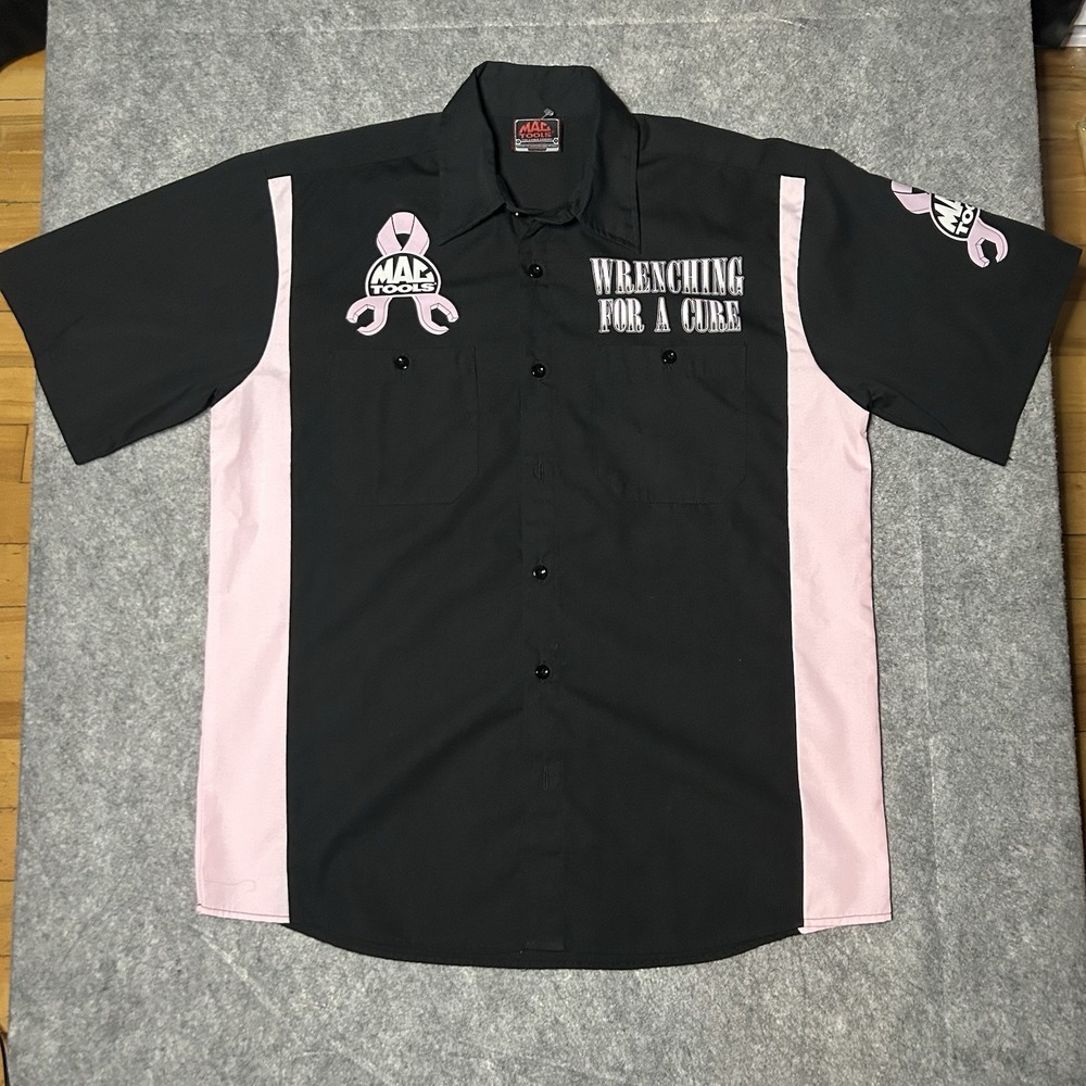 Mac Tools Men's Small (L) Breast Cancer Black Pink Short Sleeve Button Up Shirt - Picture 2 of 12